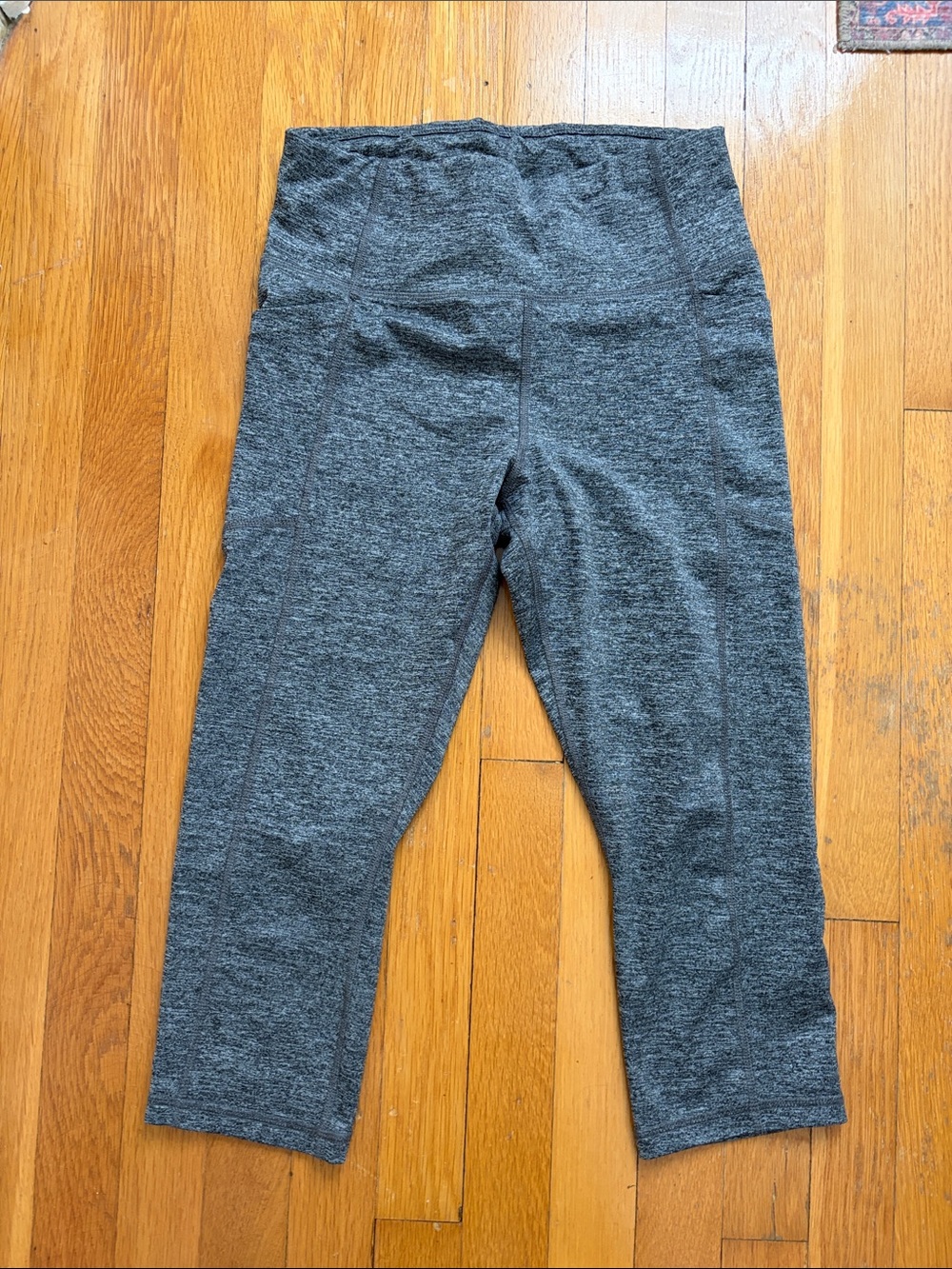 Avia S 4 - 6 Cropped Workout Leggings Exercise Fitness Tights Grey with Pockets